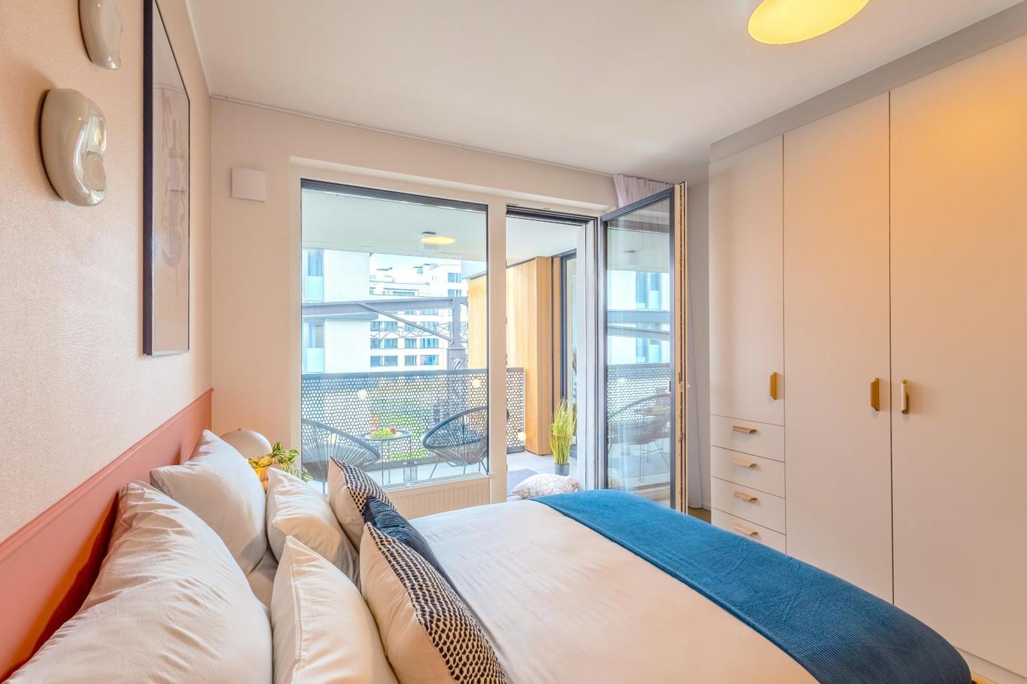 Design Apartment - Balcony, Free Parking, Yoga, 10 Mins To Center, By Gravity Prague Exterior photo
