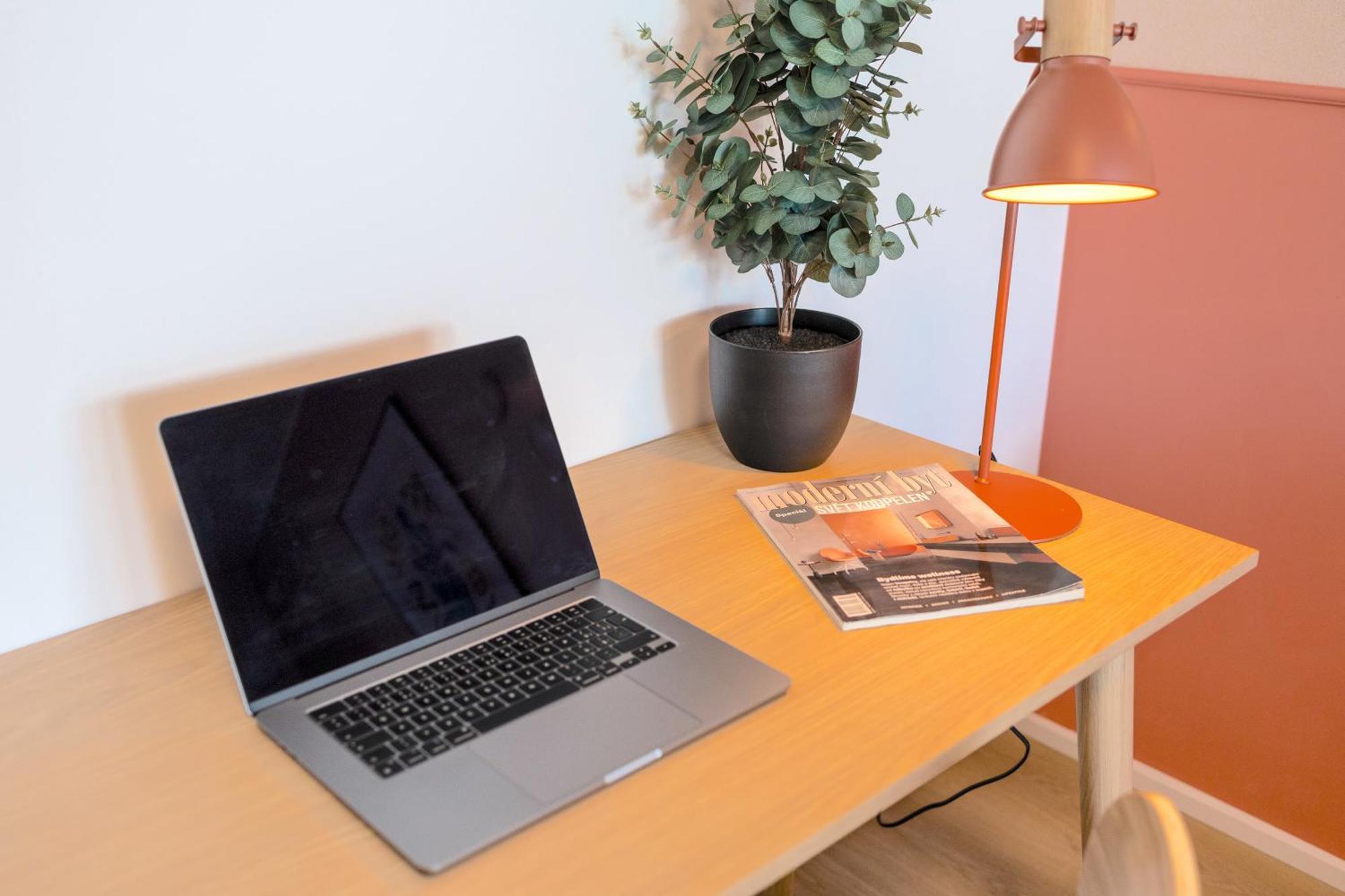 Design Apartment - Balcony, Free Parking, Yoga, 10 Mins To Center, By Gravity Prague Exterior photo